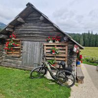 VRSIC, BLEDVATNIÐ OG FLEIRA FALLEGT  |  RAF-FJALLAHJÓLAFERÐ