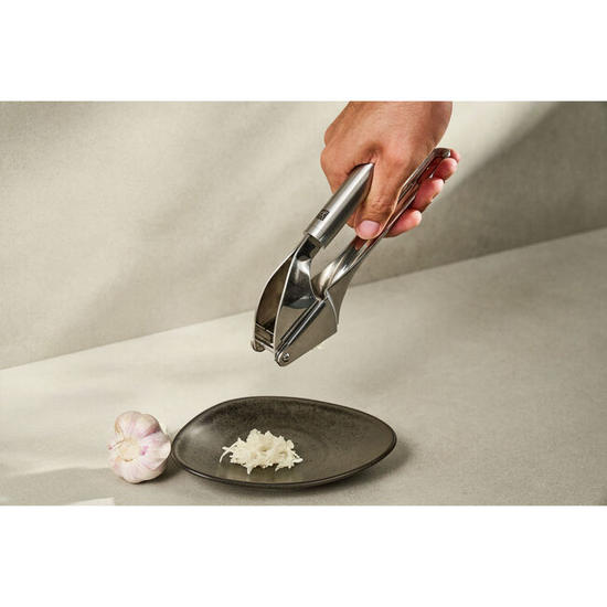Zwilling Pro hv&iacute;tlaukspressa 