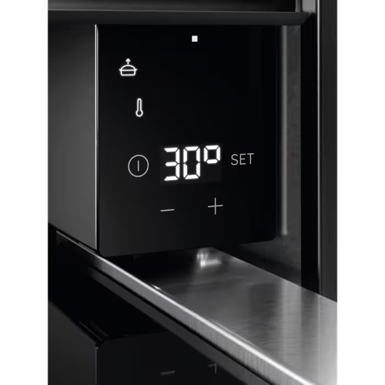 AEG 8000 Hitaskúffa