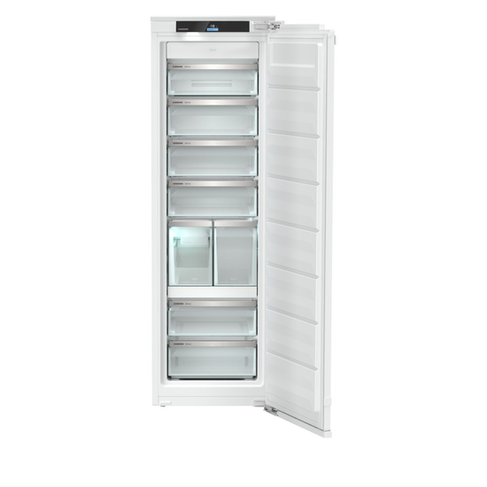 Liebherr Peak AutoDoor frystisk&aacute;pur