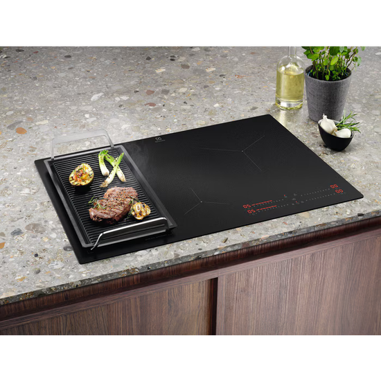 Electrolux SenseBoil 700 SaphirMatt Spanhelluborð