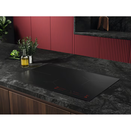 AEG SenseBoil 7000 SaphirMatt&reg; Spanhellubor&eth;