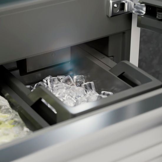 Liebherr BioFresh k&aelig;li og frystisk&aacute;pur