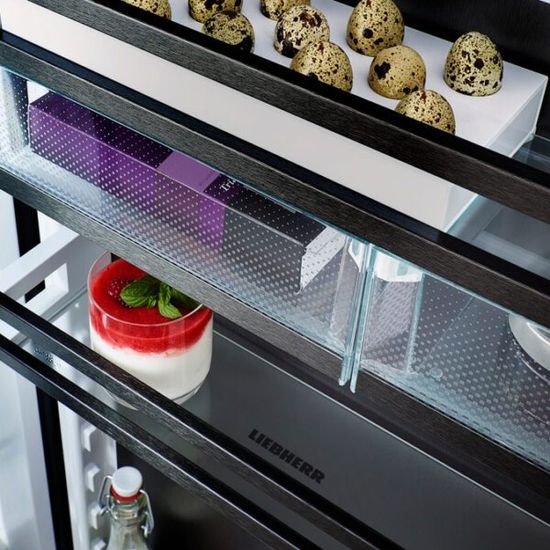 Liebherr Peak K&aelig;li og Frystisk&aacute;pur