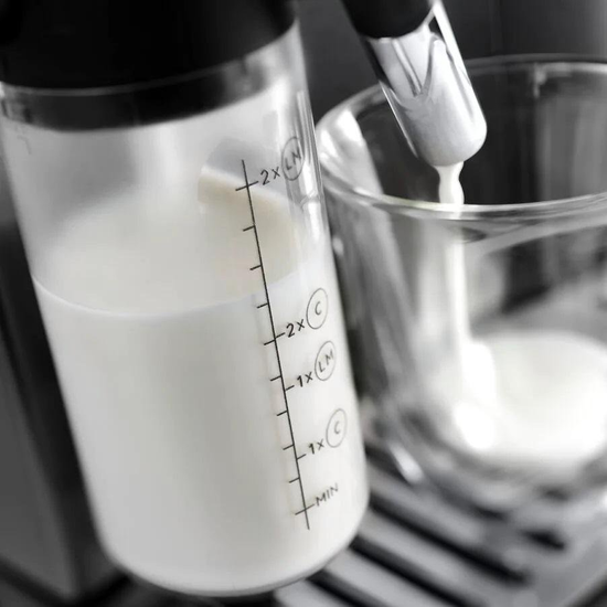 DeLonghi Magnifica Evo kaffivél