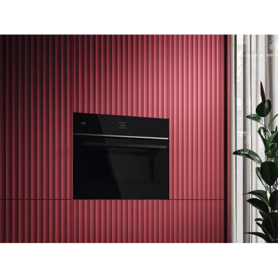 AEG MealAssist 8000 Ofn me&eth; &Ouml;rbylgjum