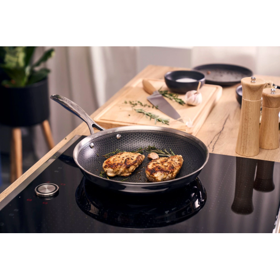 Henckels by Zwilling Paradigm panna