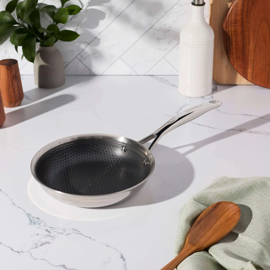 Henckels by Zwilling Paradigm panna