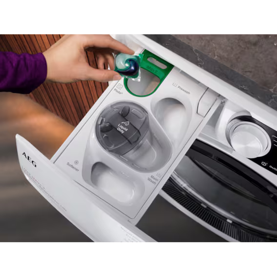 AEG PowerCare 8000 &THORN;vottav&eacute;l 