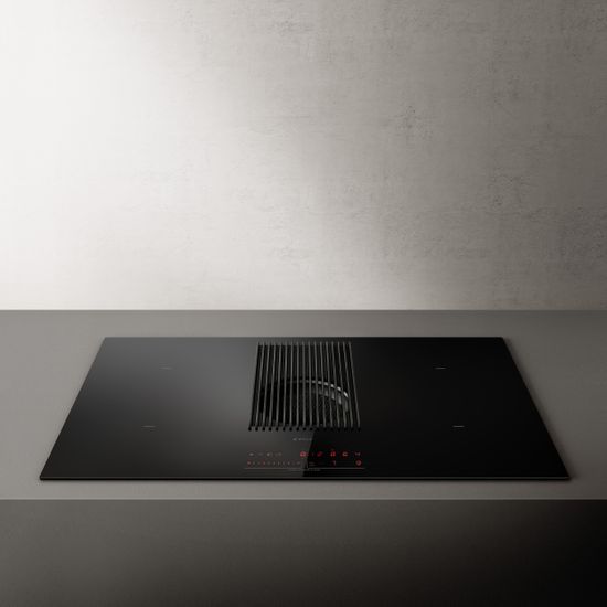 Nikola Tesla Prime spanhellubor&eth; og vifta