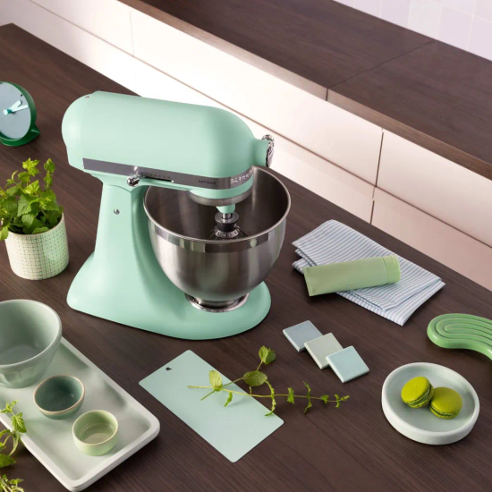Kitchen Aid Hr&aelig;riv&eacute;l litur &aacute;rsins 2026