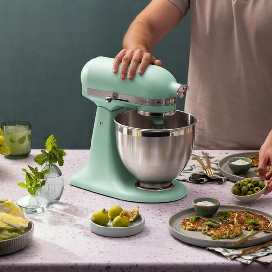Kitchen Aid Hr&aelig;riv&eacute;l litur &aacute;rsins 2026