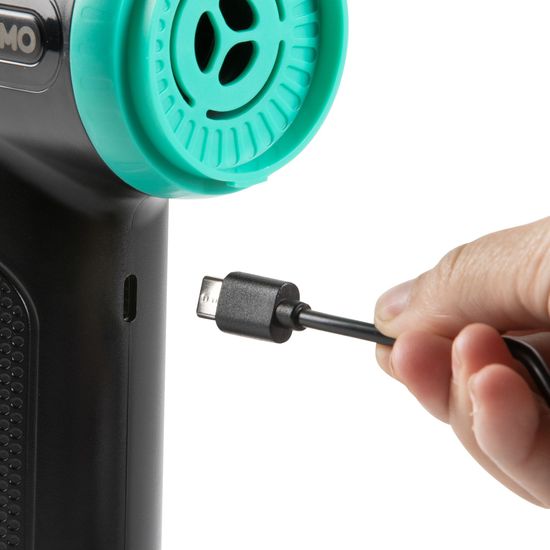 Domo 2-in-1 handryksuga og bl&aacute;sari