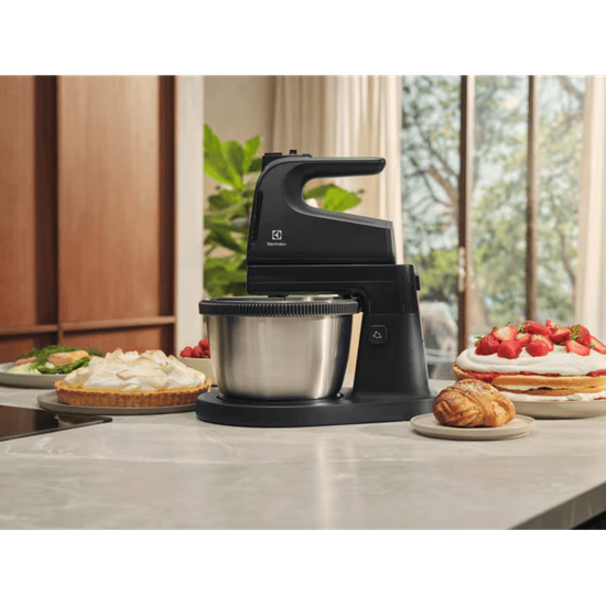 Electrolux 500 Series handþeytari með skál