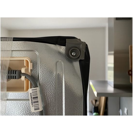 LG ThinQ DoorCooling+ K&aelig;li og frystisk&aacute;pur